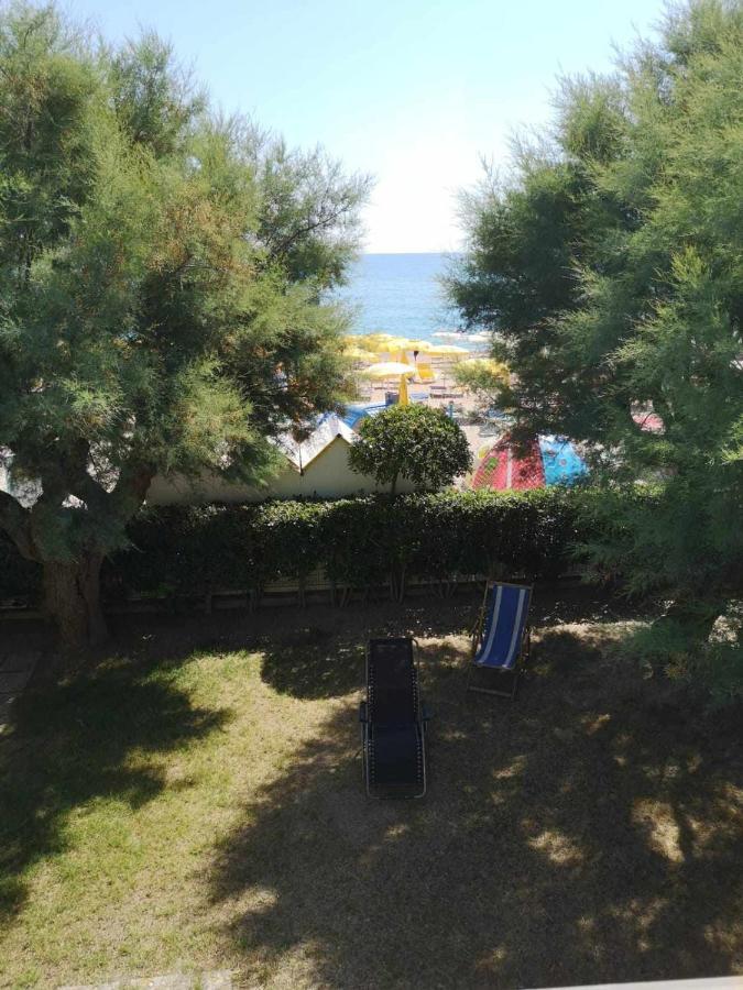 努马纳Giardino Sul Mare Casa Casoni公寓 外观 照片
